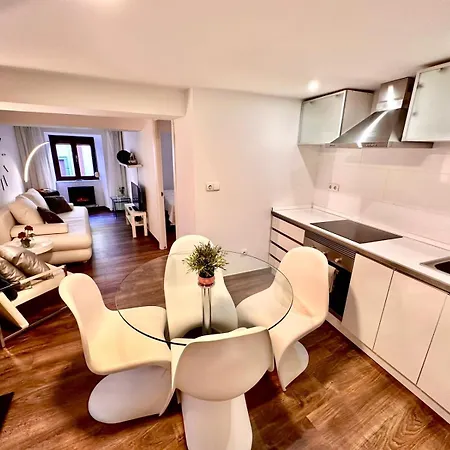 La Casina شقة